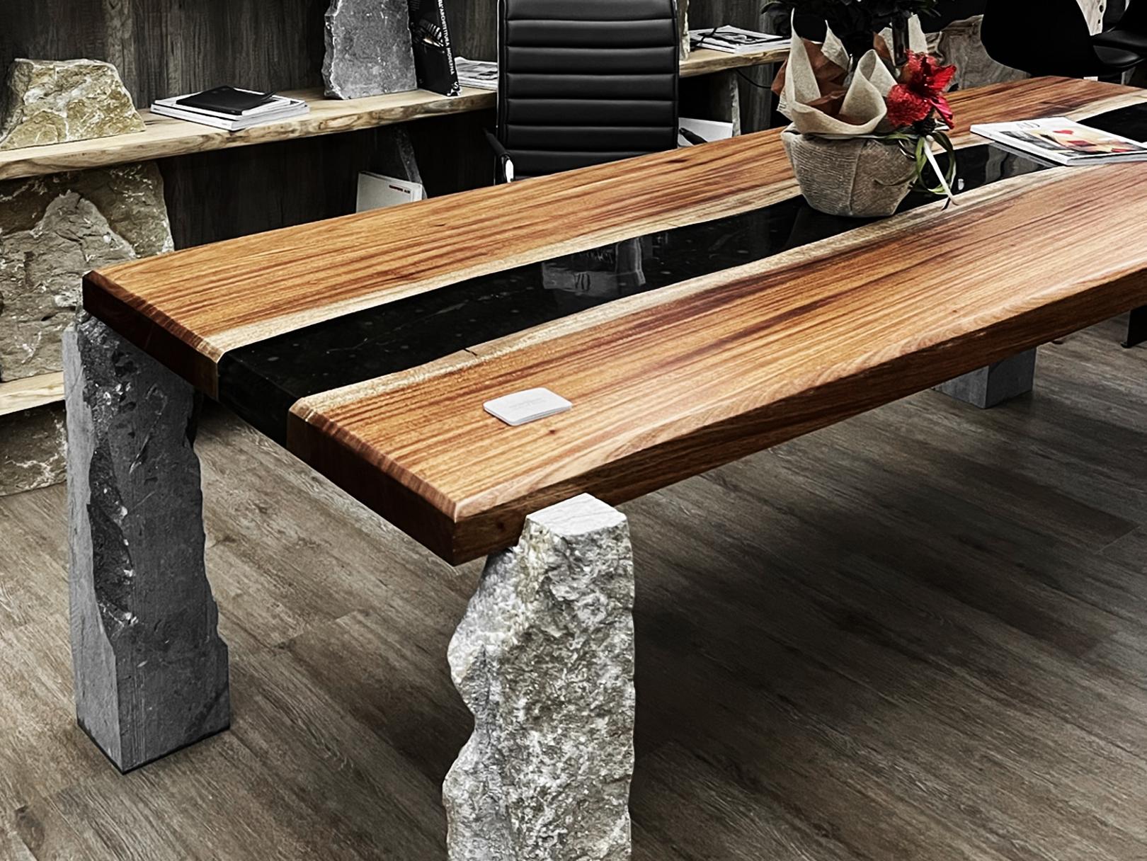 Tavolo legno resina Ciclope - Natura Nera