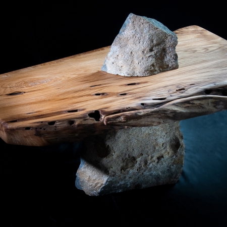 Immagini di Coffee tables realizzati con blocchi di Marmo siciliano e Legno massello - EOLIE