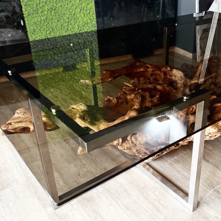 Design in legno di Ulivo secolare combinato con materiali contemporanei - MAZARA