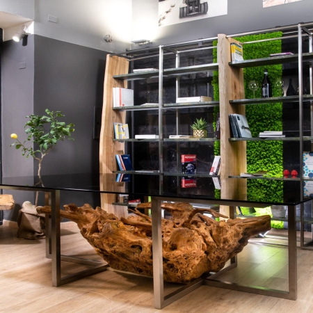 Design in legno di Ulivo secolare combinato con materiali contemporanei - MAZARA