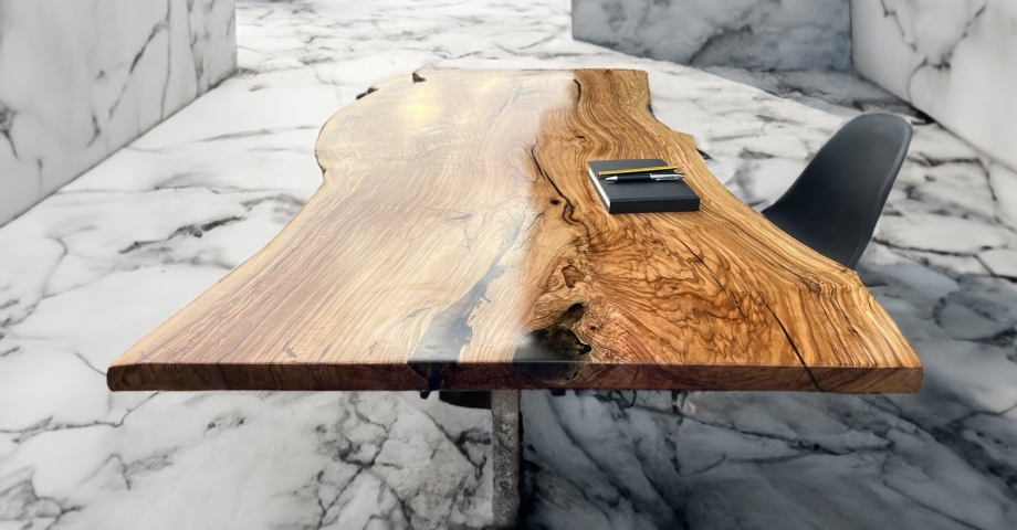 Tavolo in legno di ulivo e onice Naturanera - ISOLABELLA